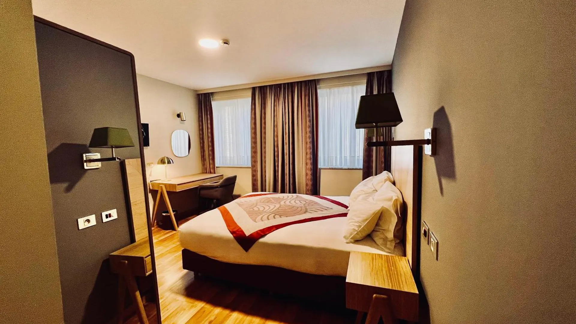 ***  Bedford Hotel Brussels Belgium
