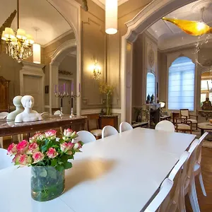Louise Sur Cour Брюссель