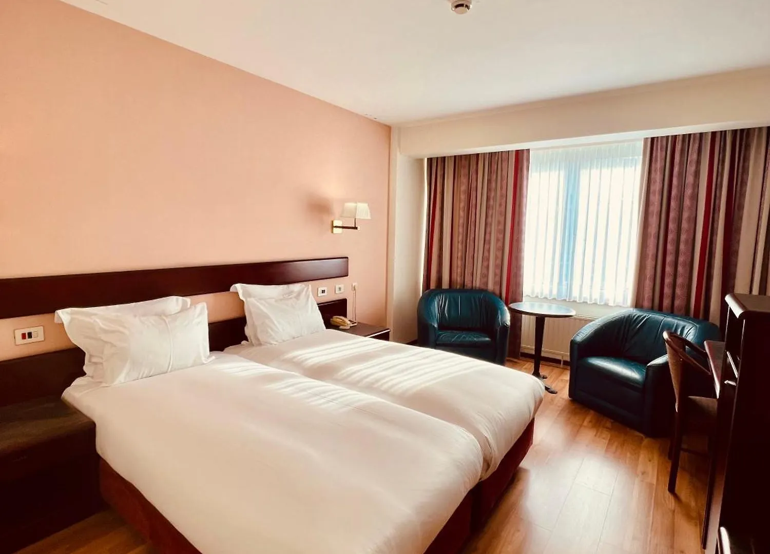 Bedford Hotel Брюссель